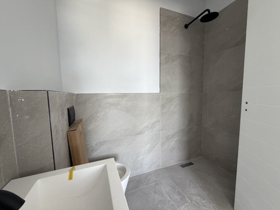5 Bedroom Property for Sale in Sandown Western Cape